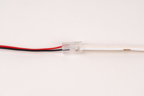 Arcova IP20 LED live end with 3 metre cable - detail view